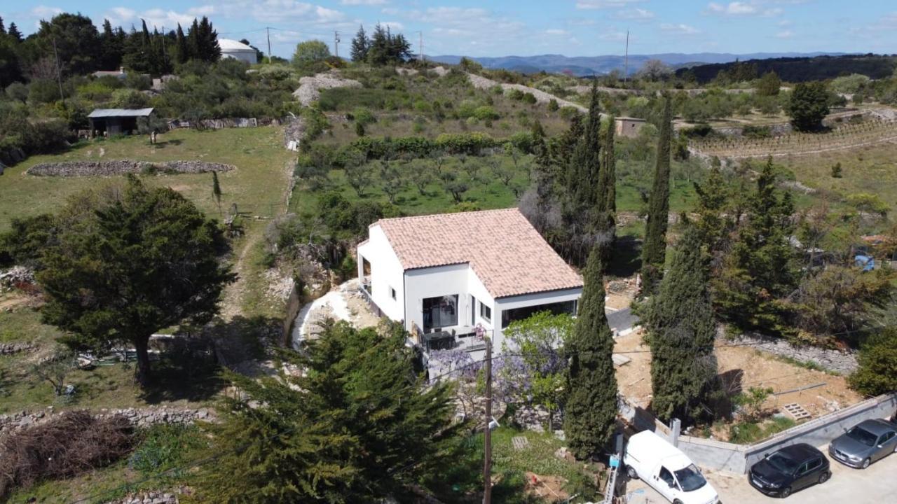 Proche Lac Du Salagou, Chambre Agreable Avec Salle D'Eau Et Wc Prive Lacoste  Dış mekan fotoğraf